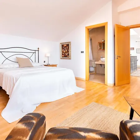 Holivista Villa *